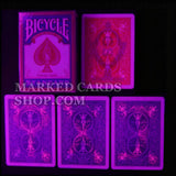 Markeren van <tc>Bicycle</tc> decks met onzichtbare infrarood lichtgevende inkt